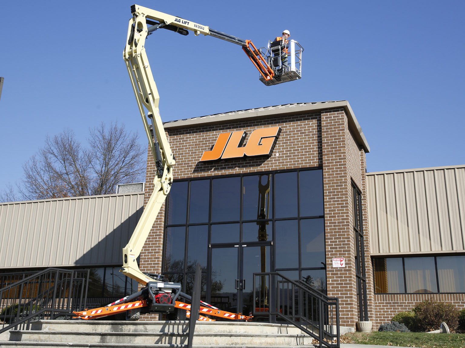 JLG Compact Crawler Boom Lift CMI Equipment