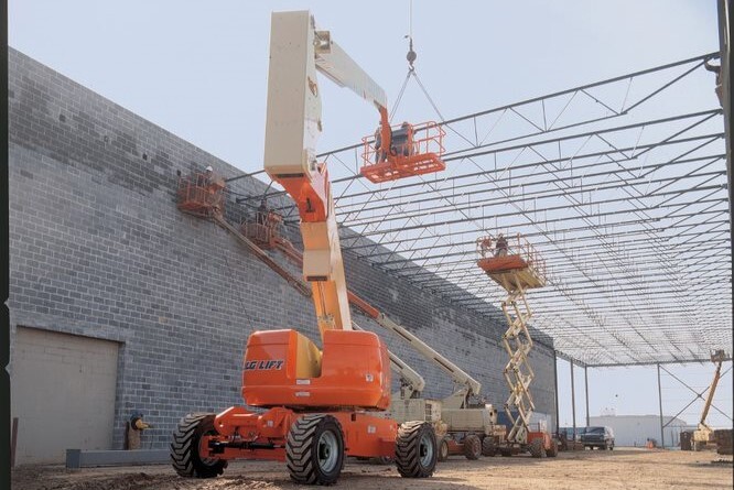 JLG Articulated Boom Lift 800 Series