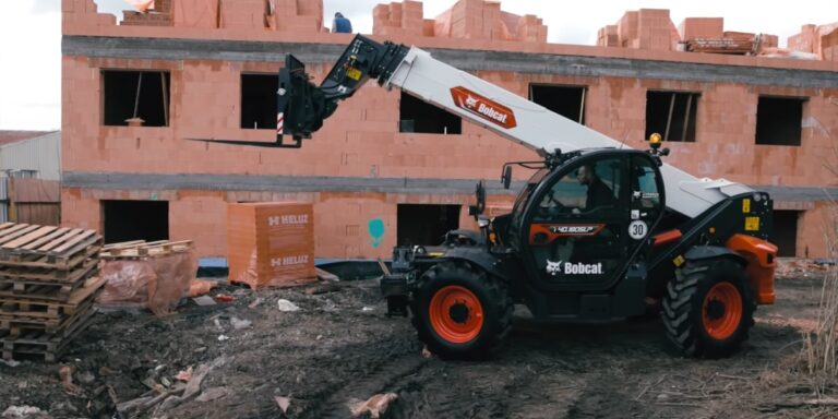 bobcat agricultural telehandler