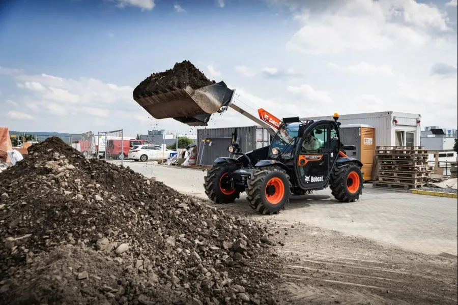 Bobcat tl2660 construction telehandler